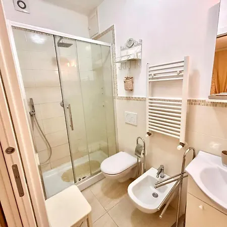 Bilo Rita - Nuovo In Centro A * Numana